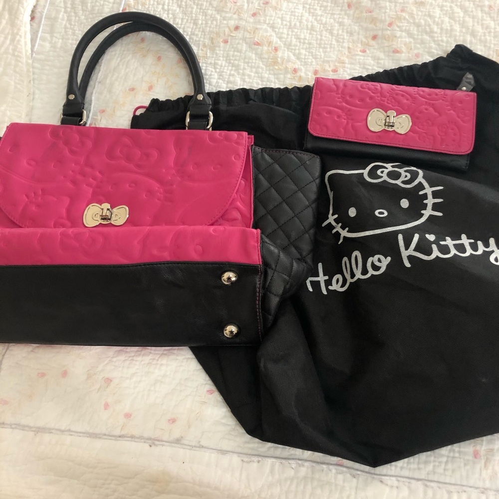 Hello kitty loungefly bag and wallet